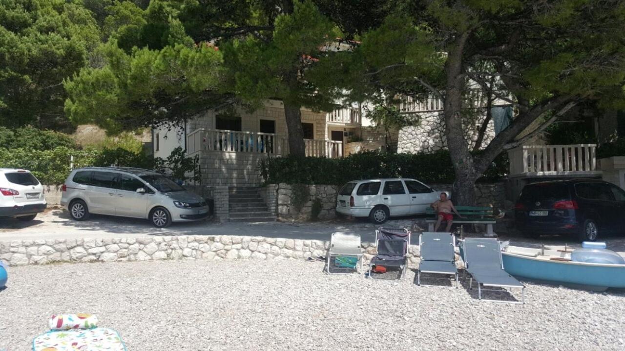 Apartments By The Sea Brela, Makarska - 11821 Экстерьер фото